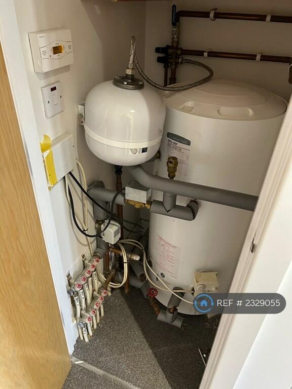 Additional property image - Victoria Mews, Ferndown, BH22