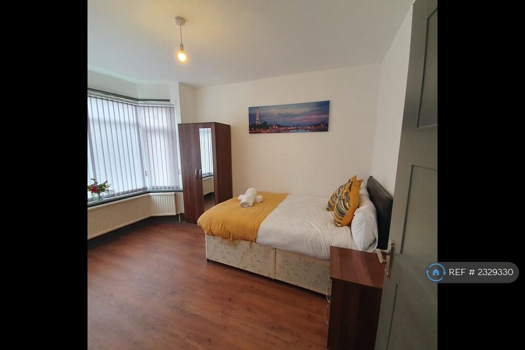 Additional property image - Bell Hill, Birmingham, B31