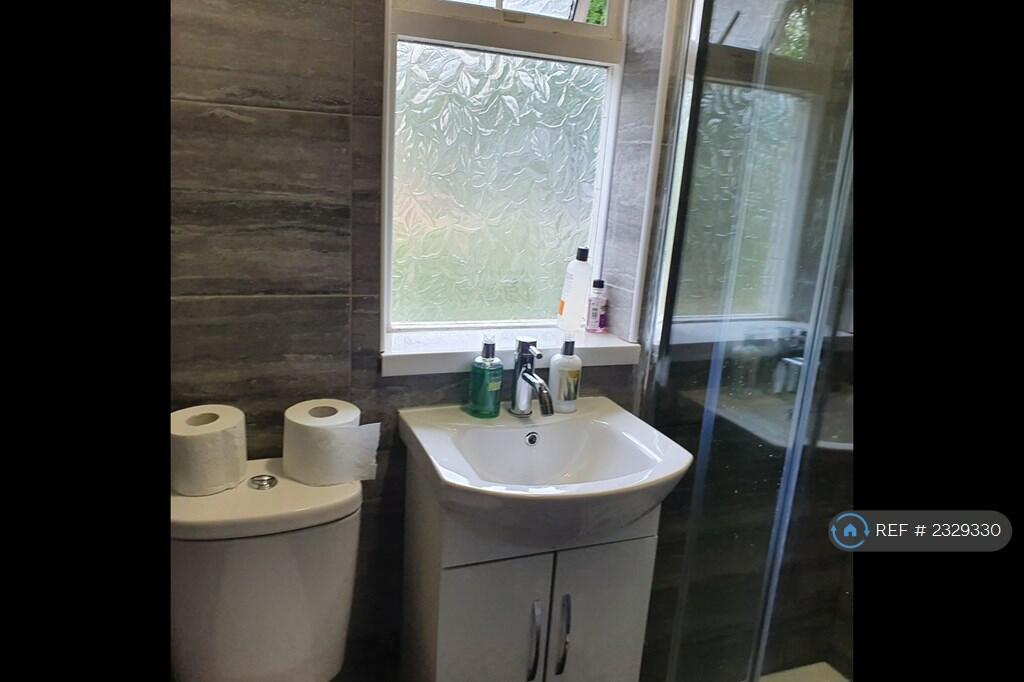 Additional property image - Bell Hill, Birmingham, B31