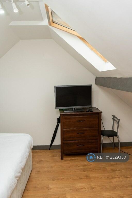 Additional property image - Bell Hill, Birmingham, B31
