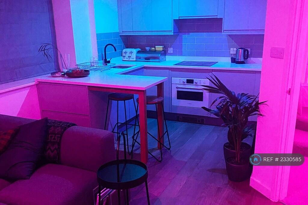 Additional property image - Southgate Street, Bath, BA1