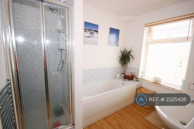 Additional property image - Ashgrove, Bradford, BD10