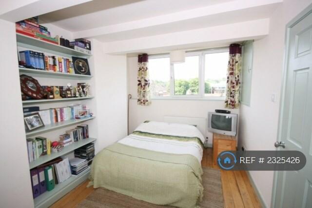Additional property image - Ashgrove, Bradford, BD10