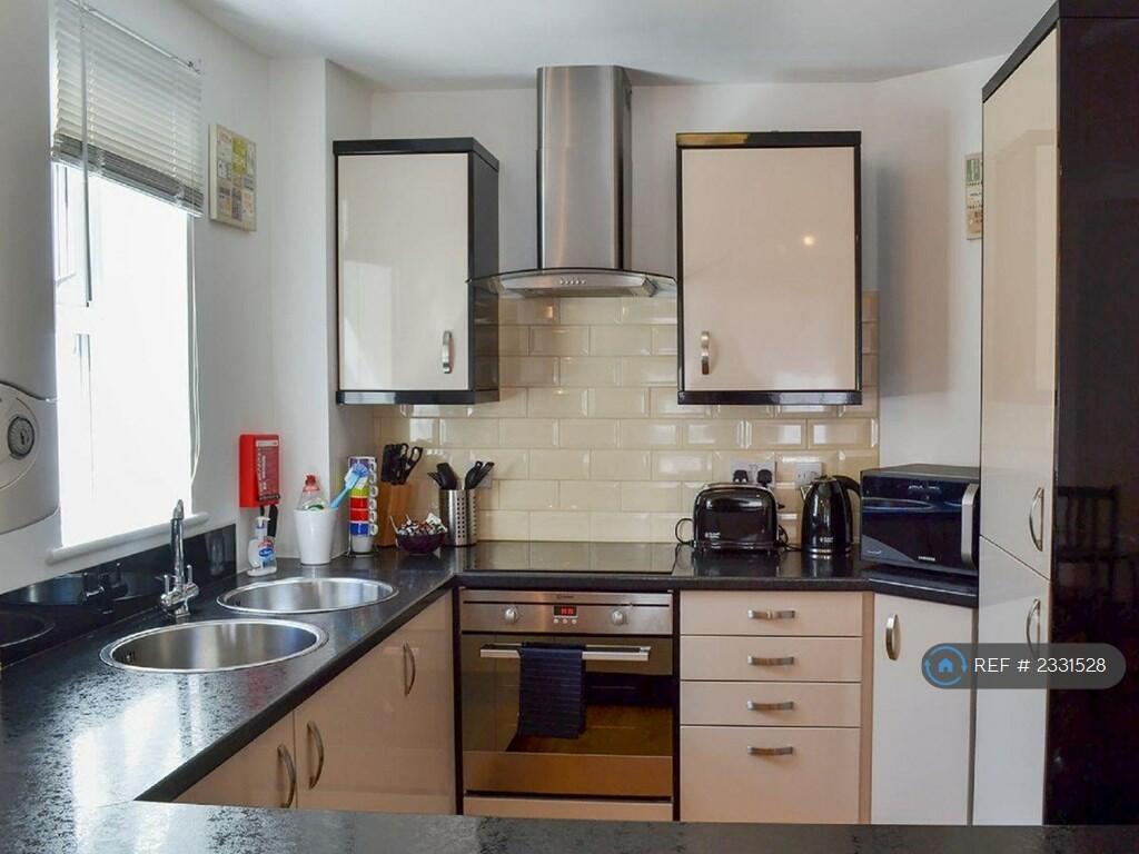 Additional property image - Manor Road, Bournemouth, BH1