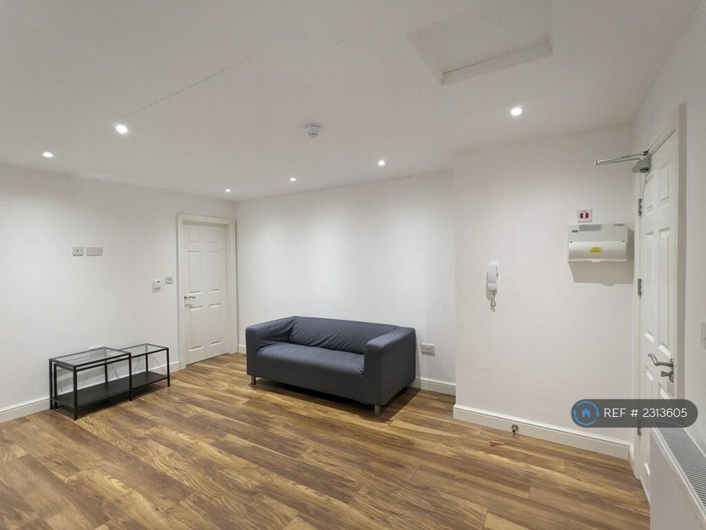 Additional property image - Longmore Road, Solihull, B90