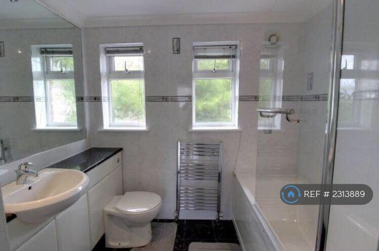 Additional property image - Lynden Way, Swanley, BR8