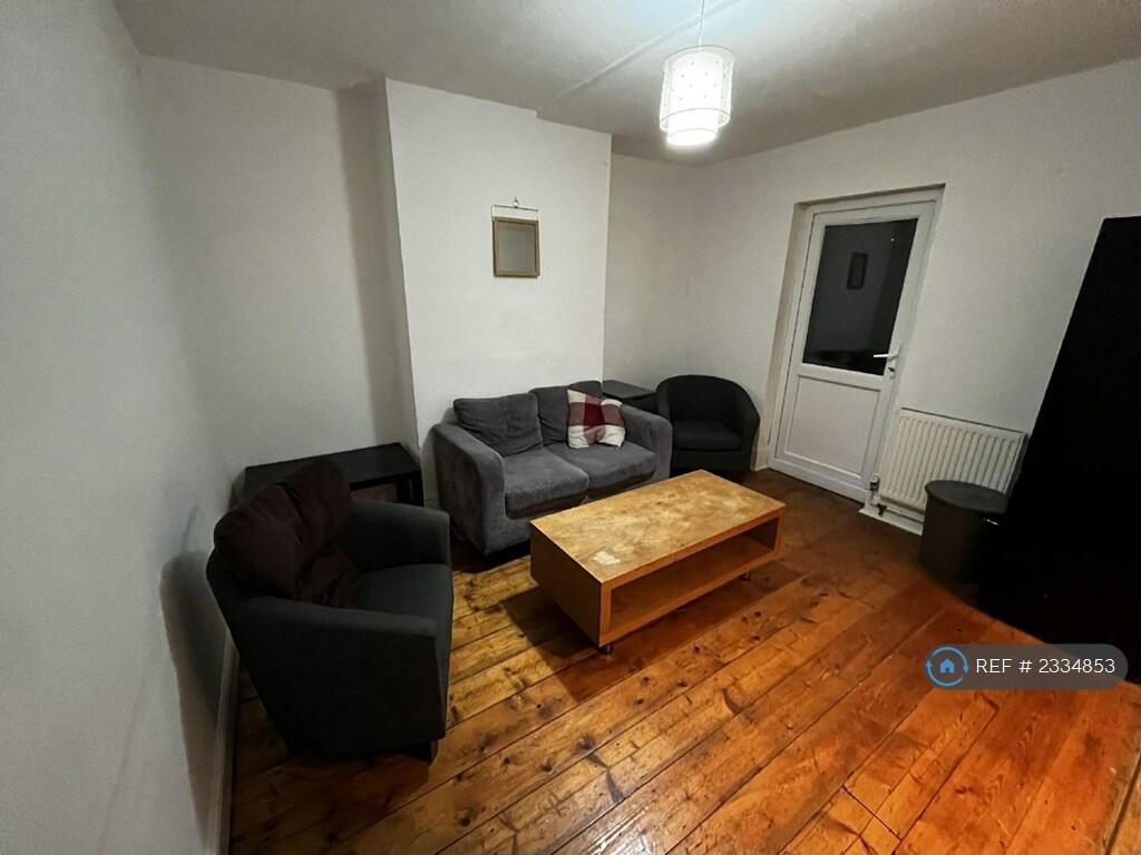 Additional property image - Russell Road, Fishponds, Bristol, BS16