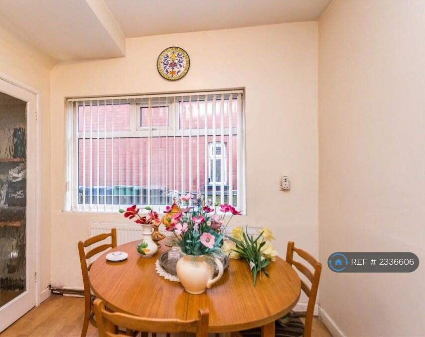 Additional property image - Wash Lane Terrace, Bury, BL9