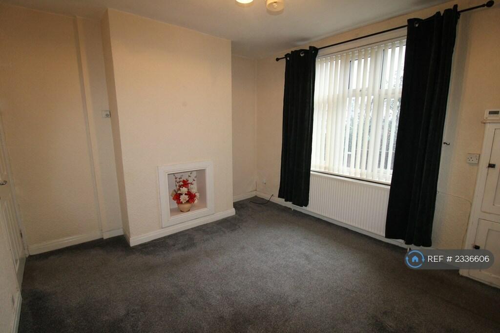 Additional property image - Wash Lane Terrace, Bury, BL9