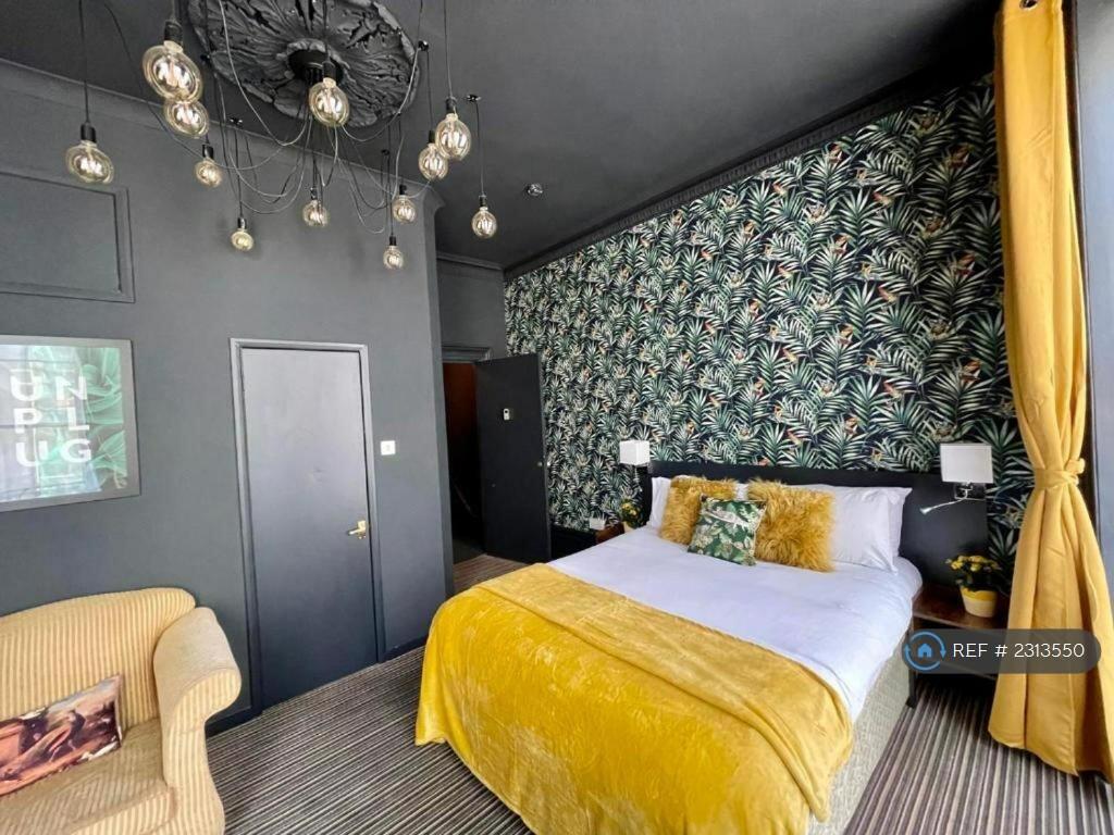 Additional property image - Hotel Rooms, Brighton, BN2