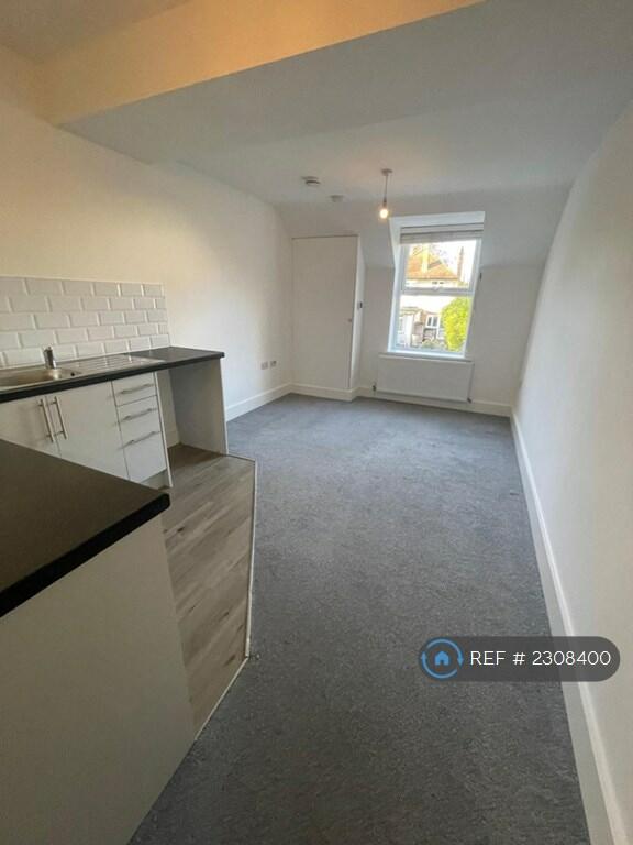 Additional property image - Fernwood Court, Bournemouth, BH1