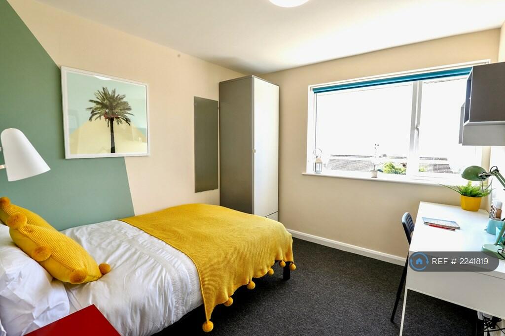 Additional property image - Brentwood Crescent, Brighton, BN1
