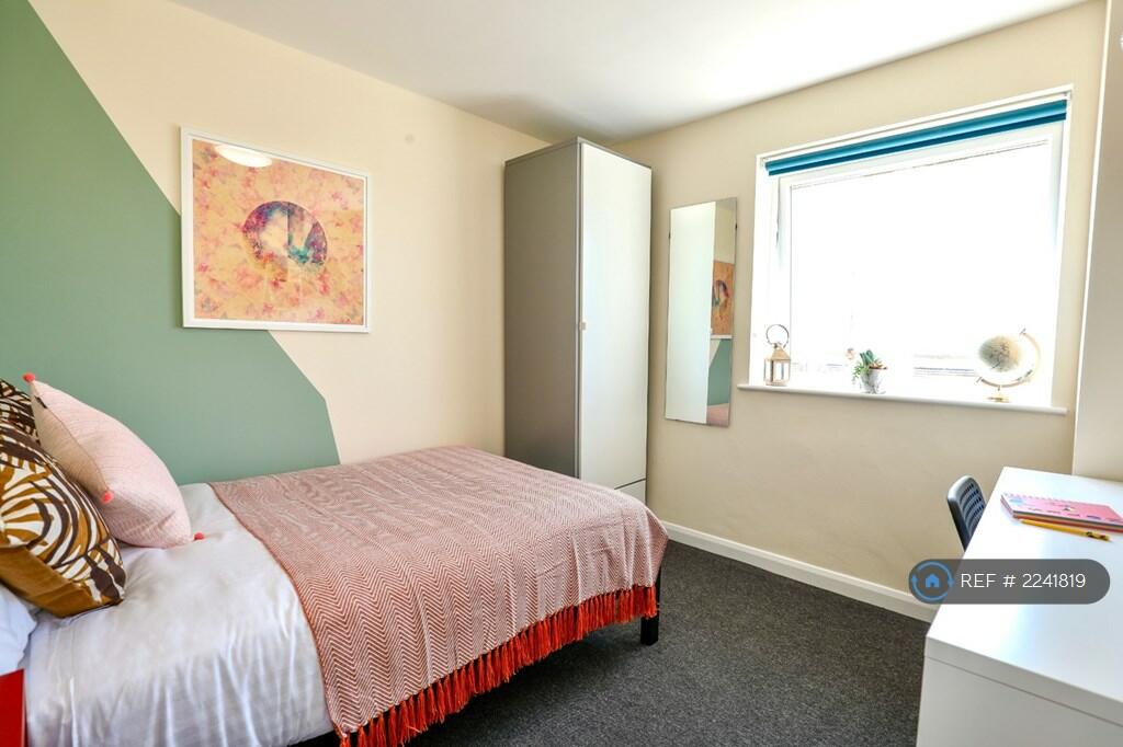 Additional property image - Brentwood Crescent, Brighton, BN1
