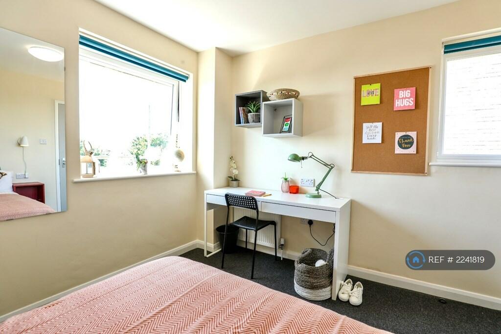 Additional property image - Brentwood Crescent, Brighton, BN1