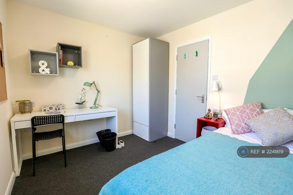 Additional property image - Brentwood Crescent, Brighton, BN1