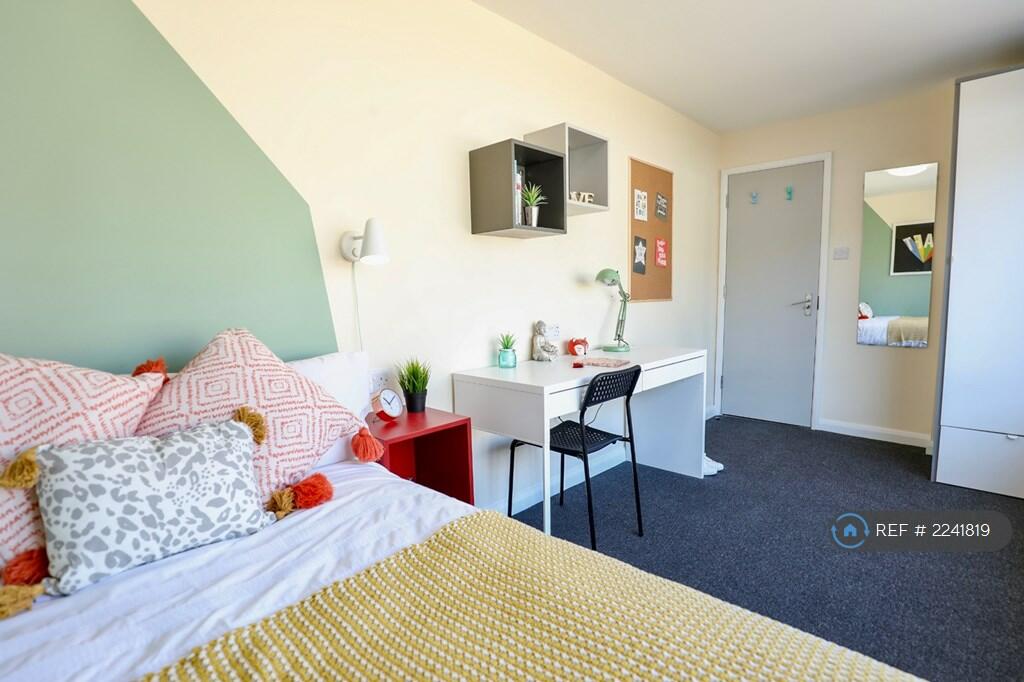 Additional property image - Brentwood Crescent, Brighton, BN1