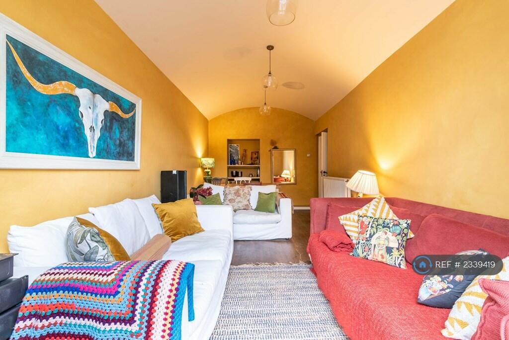 Additional property image - Oakfield Road, Bristol, BS8