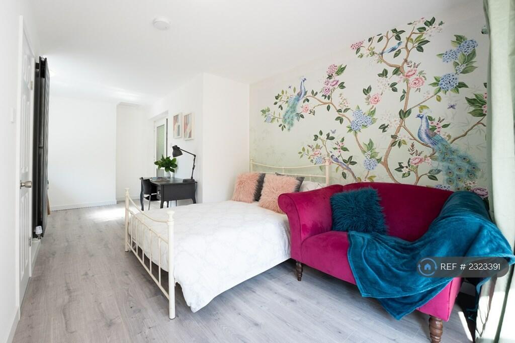 Additional property image - Brooks Road, Cambridge, CB1