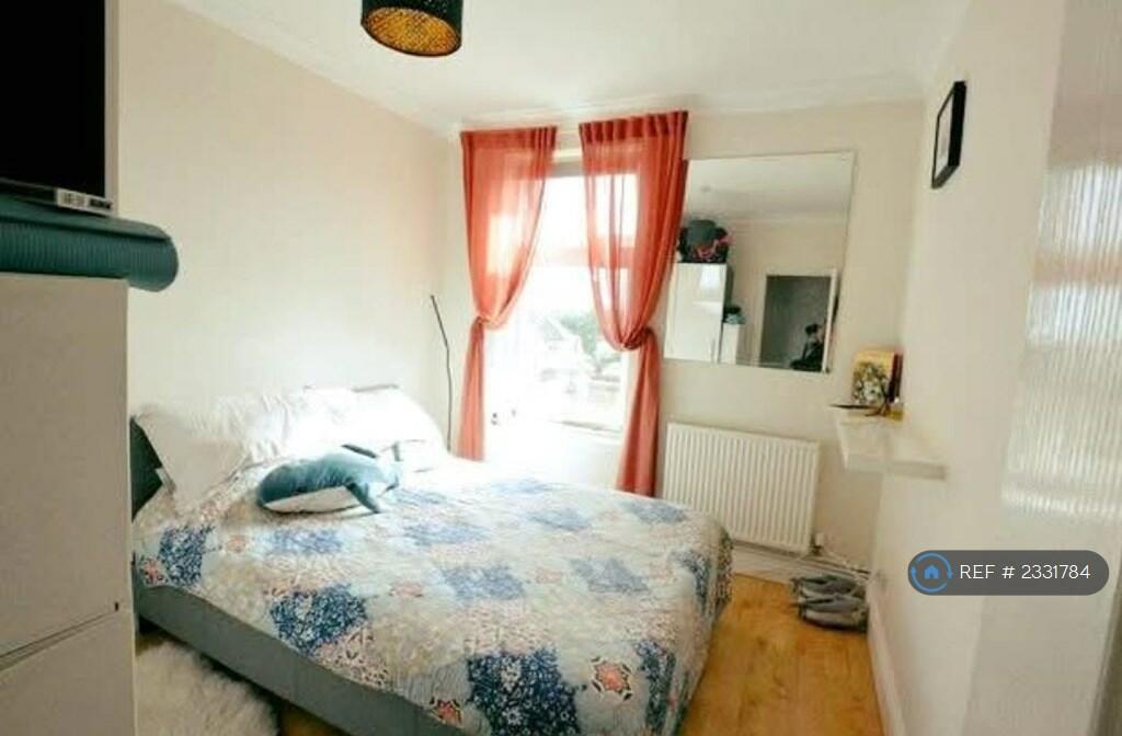 Additional property image - London Road, St. Albans, AL1