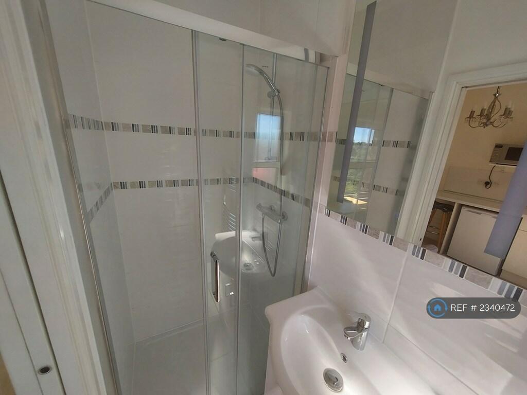 Additional property image - Summerhill Road, Bristol, BS5