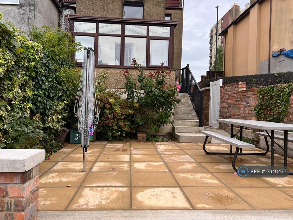 Additional property image - Summerhill Road, Bristol, BS5