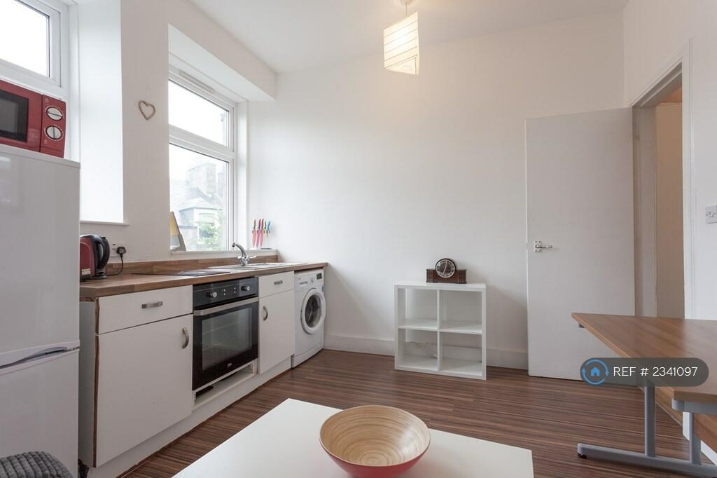 Additional property image - Powis Place, Aberdeen, AB25