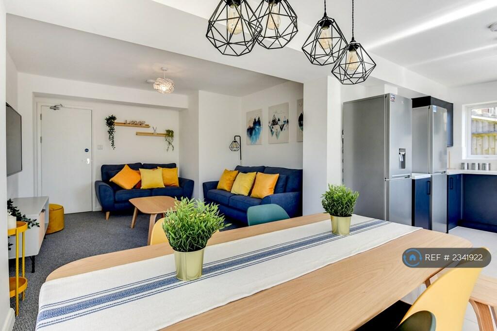 Additional property image - Saunders Hill, Brighton, BN1