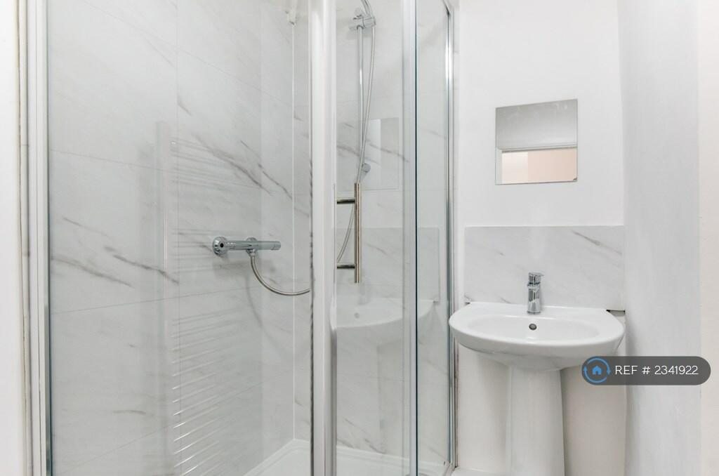 Additional property image - Saunders Hill, Brighton, BN1