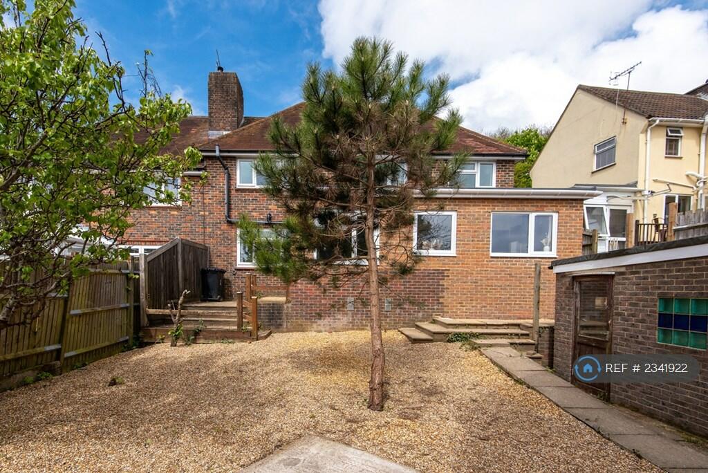 Additional property image - Saunders Hill, Brighton, BN1