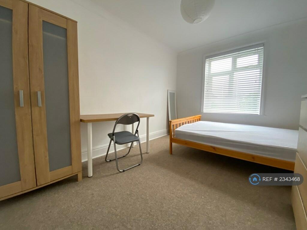 Additional property image - Pine Road, Bournemouth, BH9