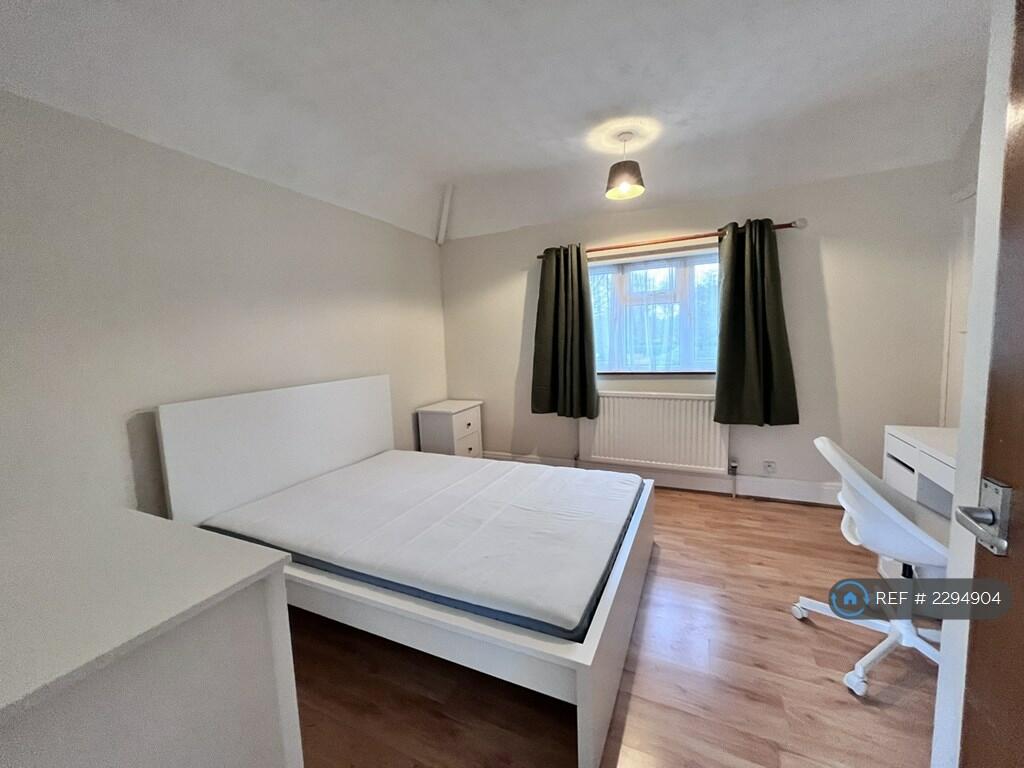 Additional property image - Begbrook Lane, Bristol, BS16