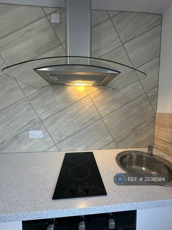 Additional property image - Bonnington Walk, Bristol, BS7