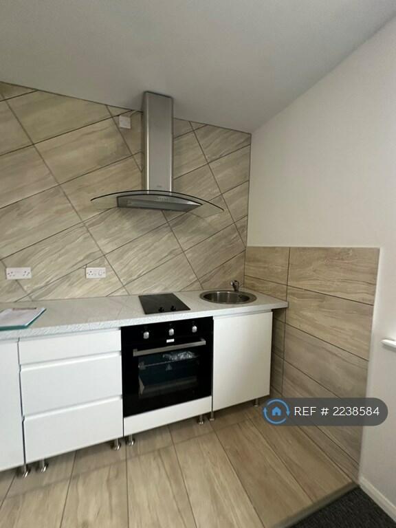 Additional property image - Bonnington Walk, Bristol, BS7