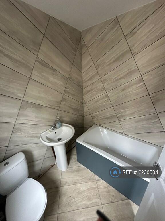 Additional property image - Bonnington Walk, Bristol, BS7