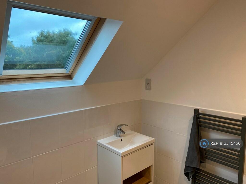 Additional property image - Sefton Court, Welwyn Garden City, AL8