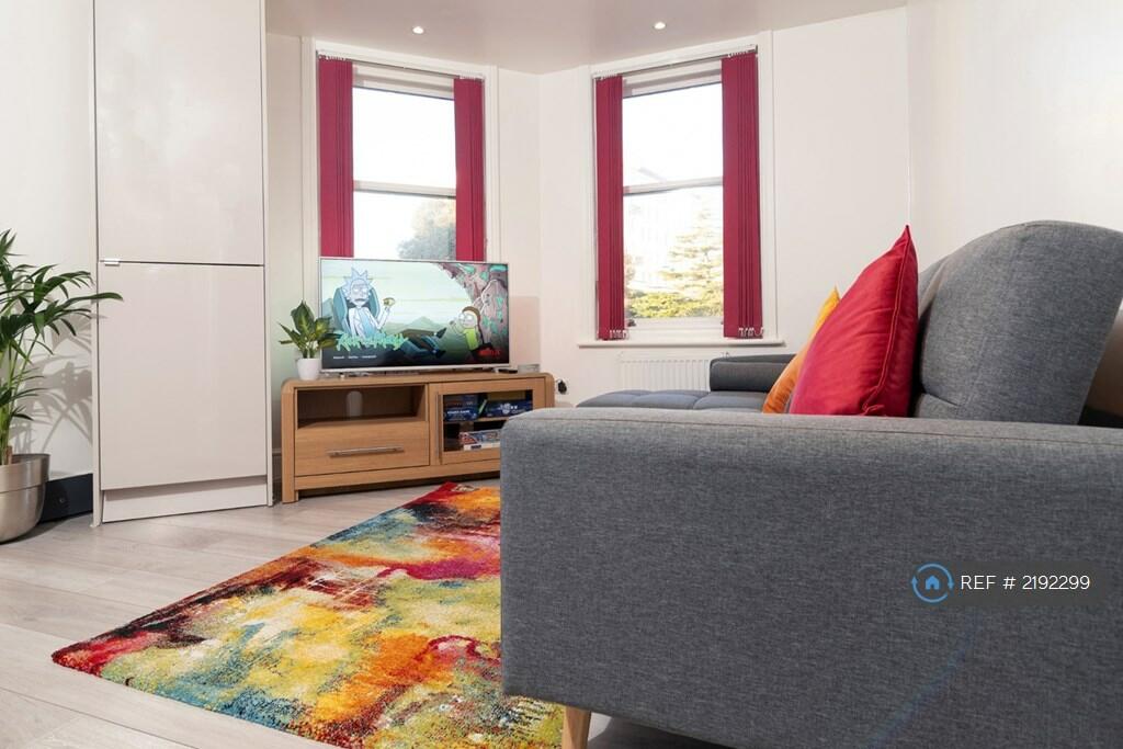 Additional property image - Lovely, Bournemouth, BH1