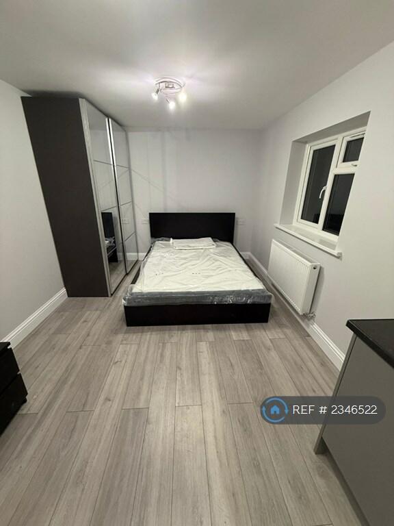 Additional property image - Mowbray Road, Cambridge, CB1