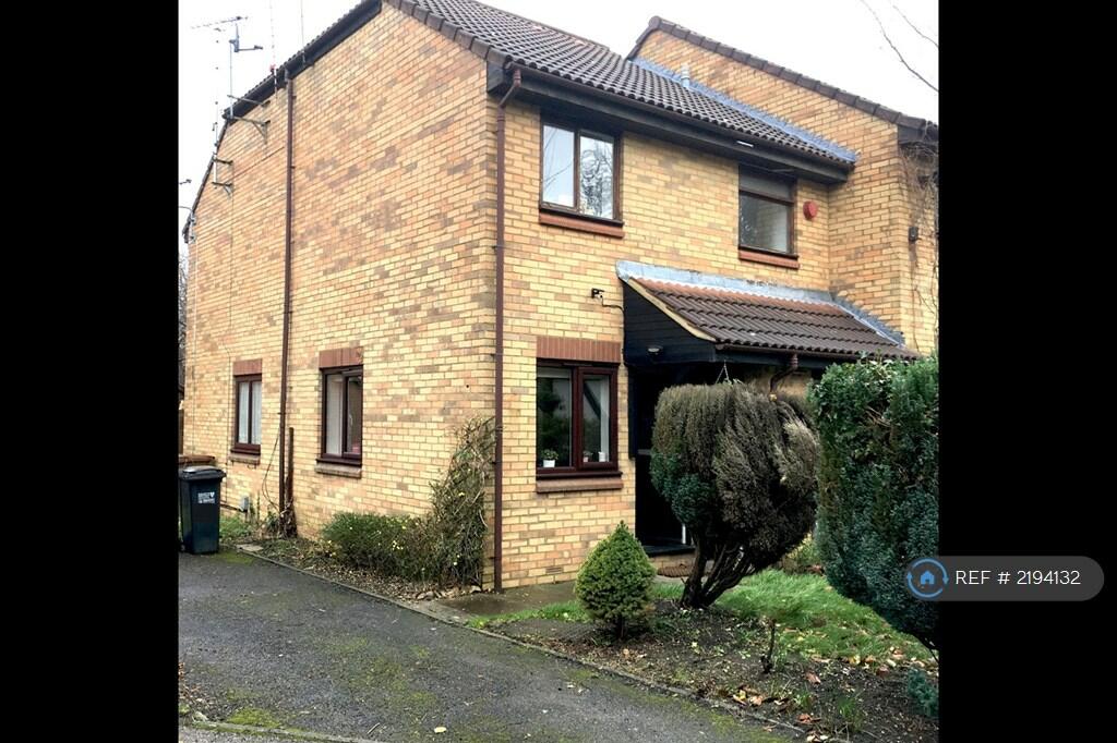 Additional property image - Bull Stag Green, Hatfield, AL9
