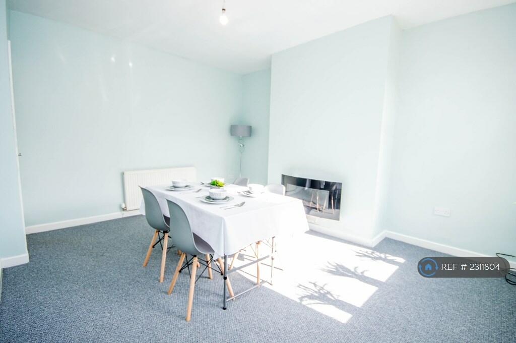 Additional property image - Laurel Avenue, Darwen, BB3
