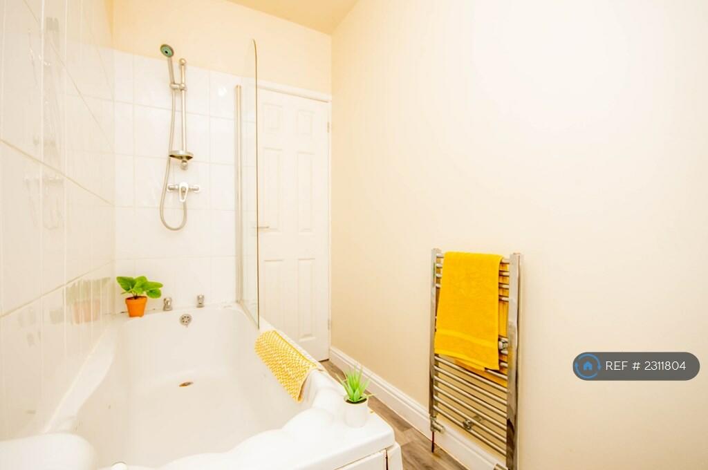 Additional property image - Laurel Avenue, Darwen, BB3