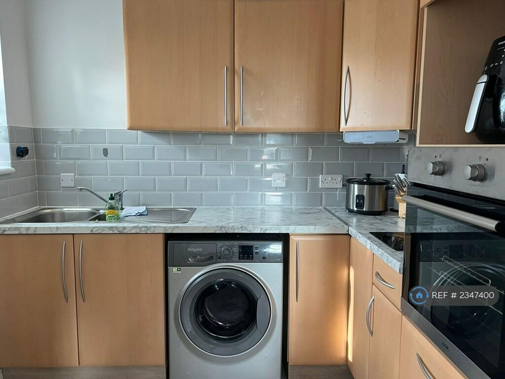 Additional property image - Boscombe Spa Road, Bournemouth, BH5