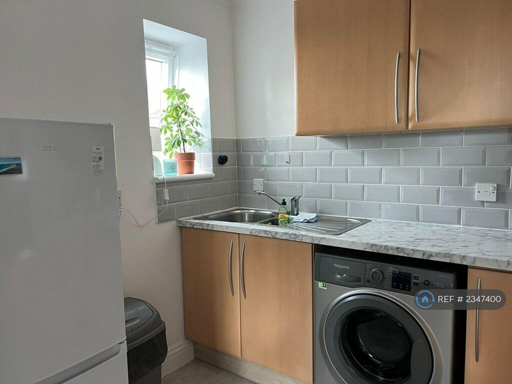 Additional property image - Boscombe Spa Road, Bournemouth, BH5