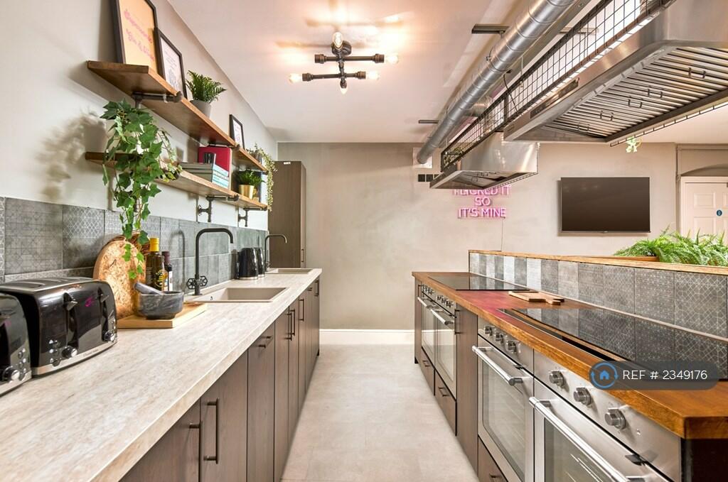 Additional property image - Hotwell Road, Bristol, BS8