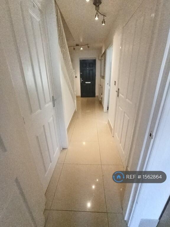 Additional property image - Boundary Lane, Shirley, Solihull, B90