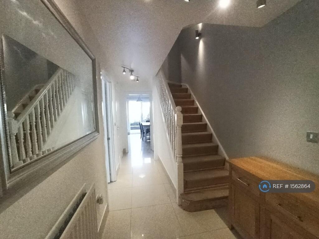 Additional property image - Boundary Lane, Shirley, Solihull, B90