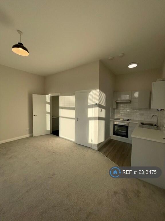 Additional property image - Southbourne Road, Bournemouth, BH6