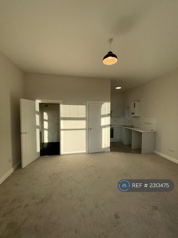 Additional property image - Southbourne Road, Bournemouth, BH6