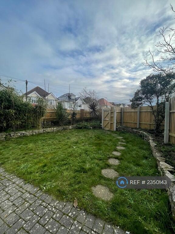Additional property image - Stourcliffe Avenue, Bournemouth, BH6