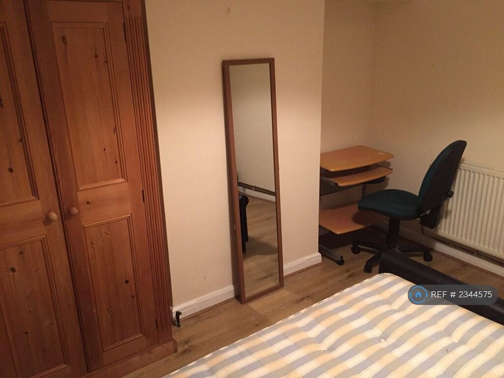 Additional property image - Harborne Lane, Harborne, Birmingham, B17