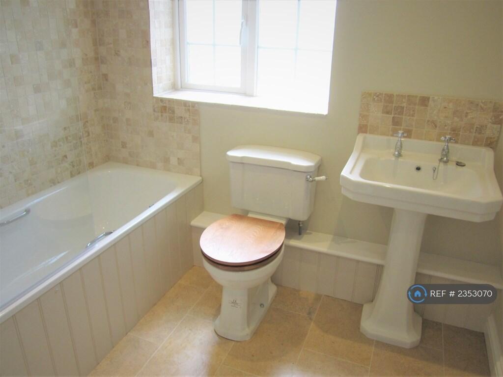 Additional property image - Bank Cottages, Beddingham, Lewes, BN8